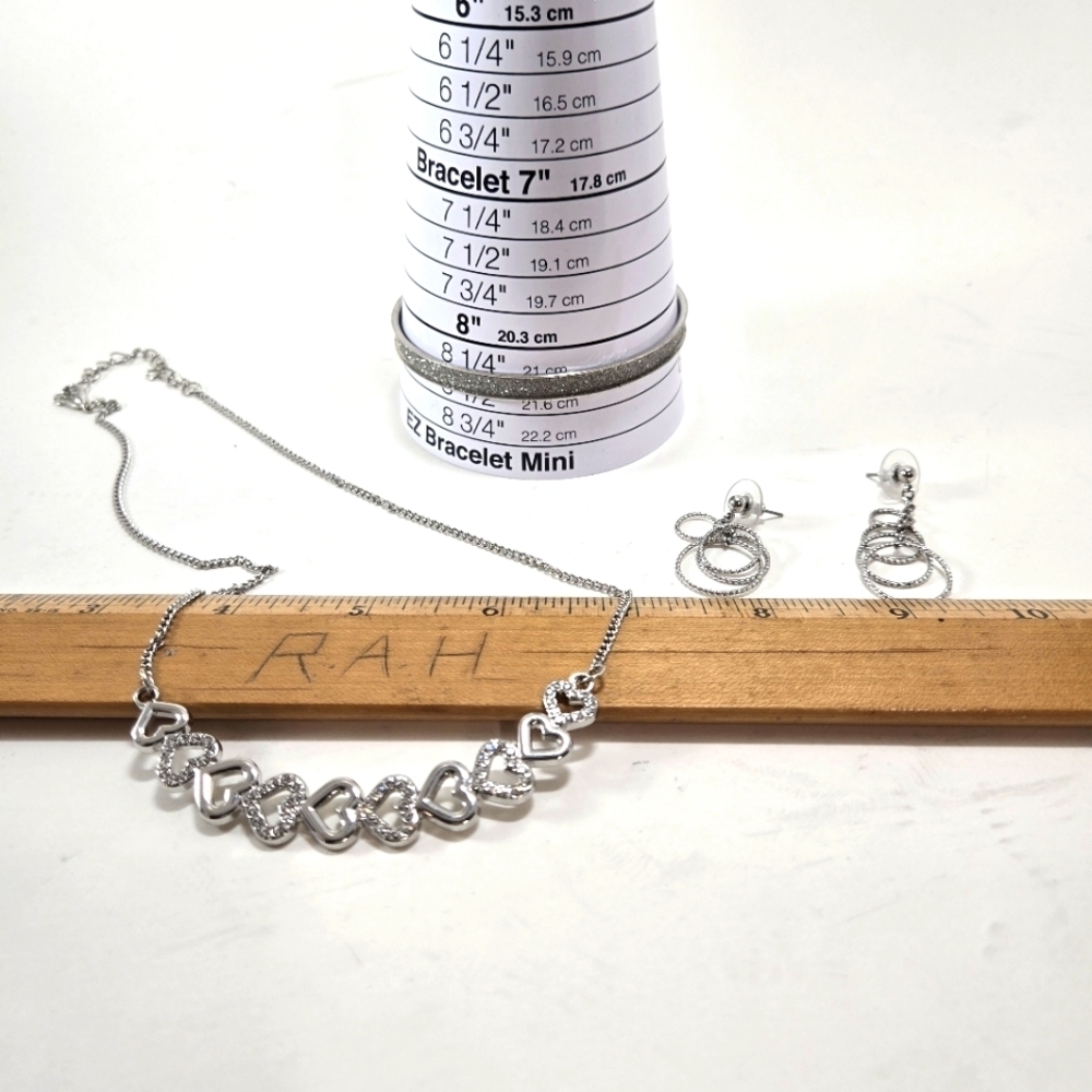Dazzling Heart Necklace Delicate Rhinestone Choker Sparkly Bracelet Earring Set - Picture 5 of 6